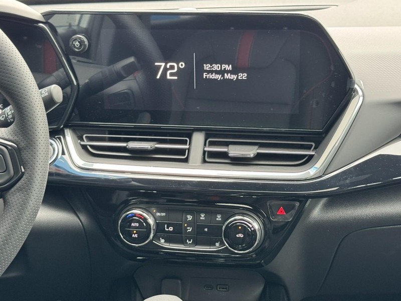 Chevrolet Trax Vehicle Image 08