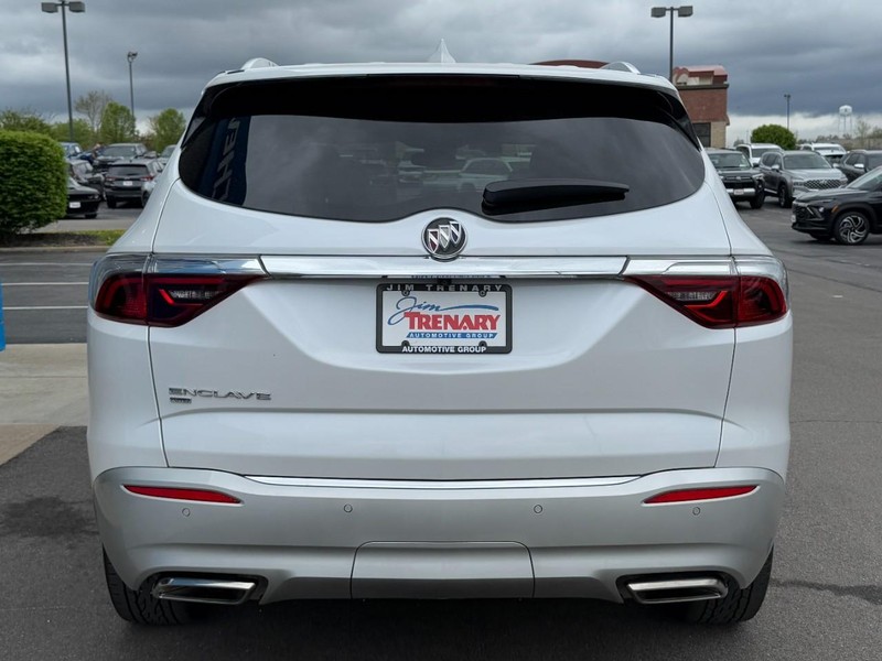 Buick Enclave Vehicle Image 04