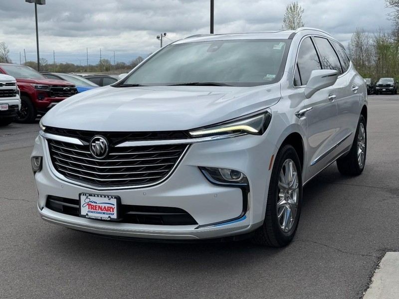 Buick Enclave Vehicle Image 08