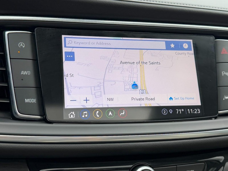 Buick Enclave Vehicle Image 22