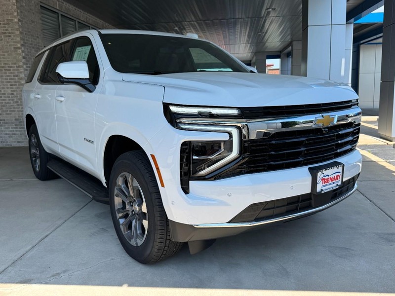 Chevrolet Tahoe Vehicle Image 02