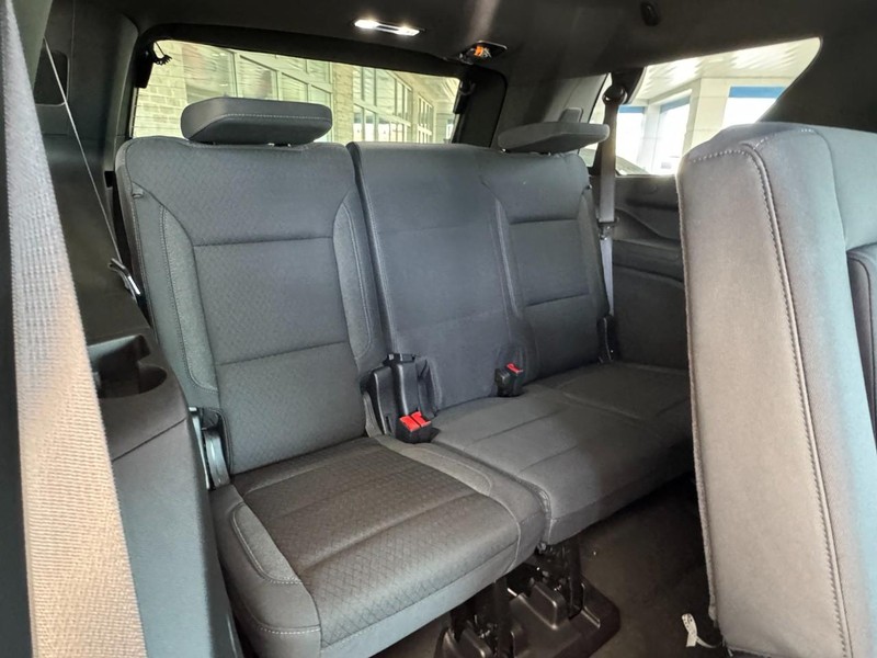 Chevrolet Tahoe Vehicle Image 06