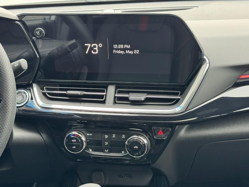 Chevrolet Trax Vehicle Image 08