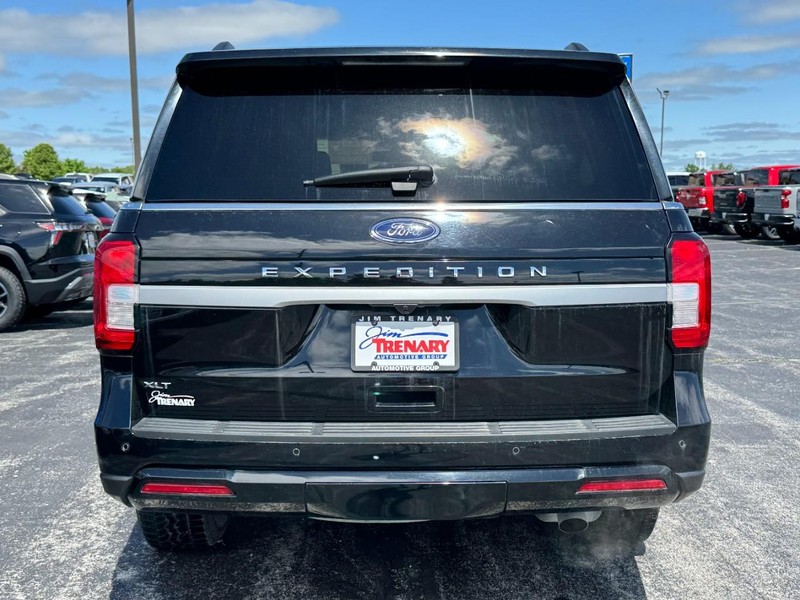 Ford Expedition Vehicle Image 04