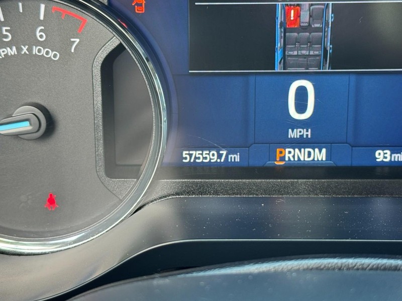 Ford Expedition Vehicle Image 20