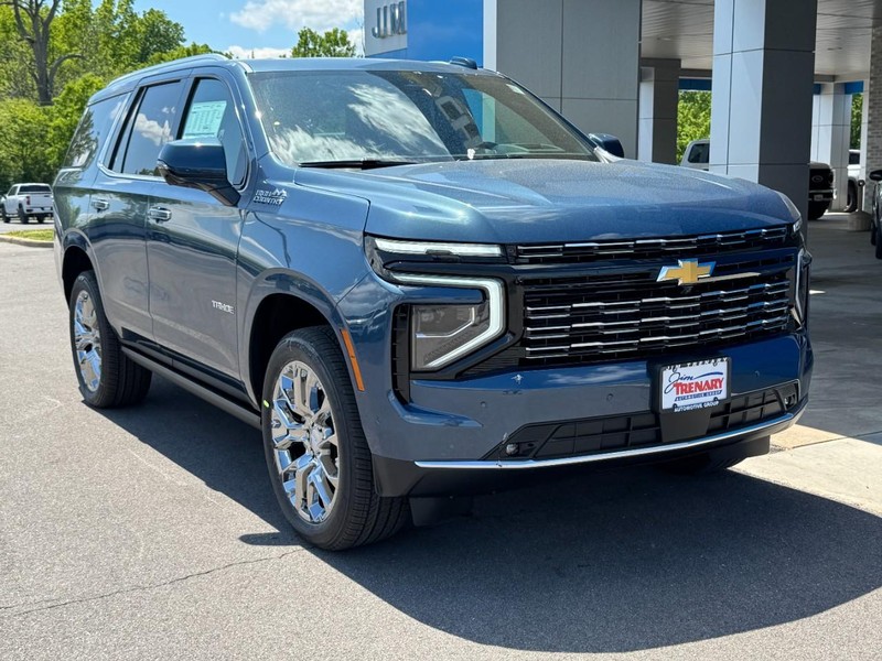 Chevrolet Tahoe Vehicle Image 02