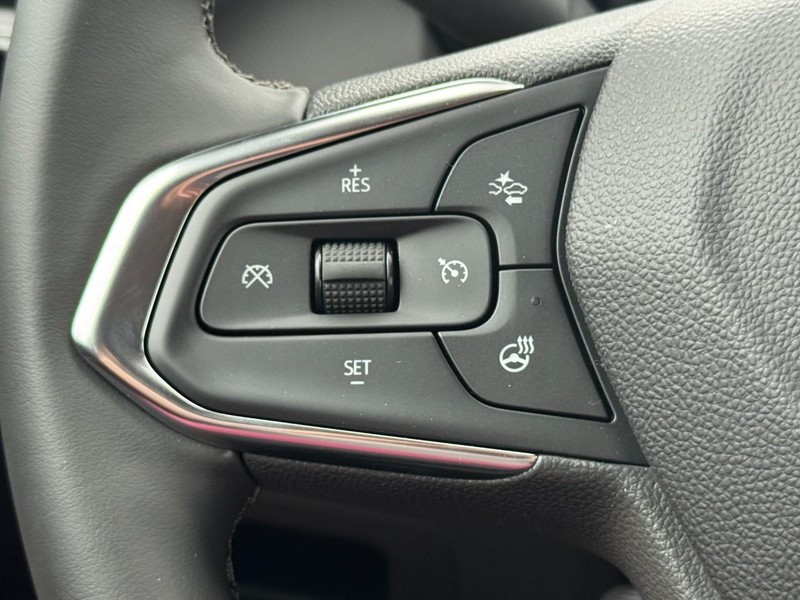 Chevrolet TrailBlazer Vehicle Image 10