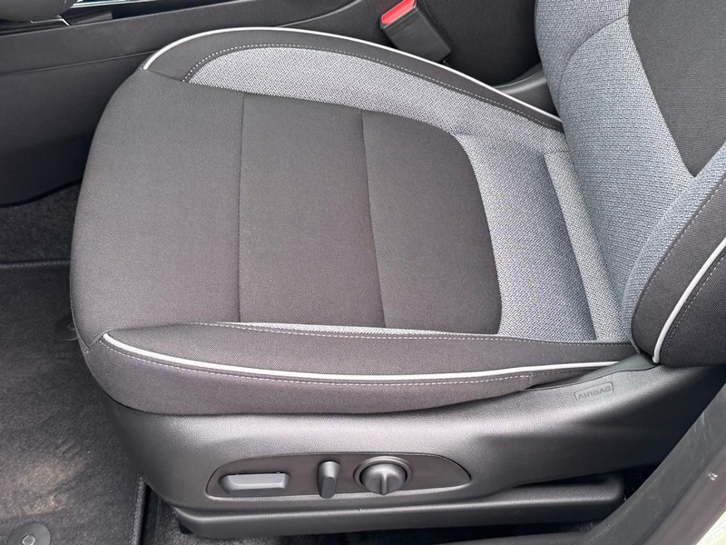 Chevrolet TrailBlazer Vehicle Image 15