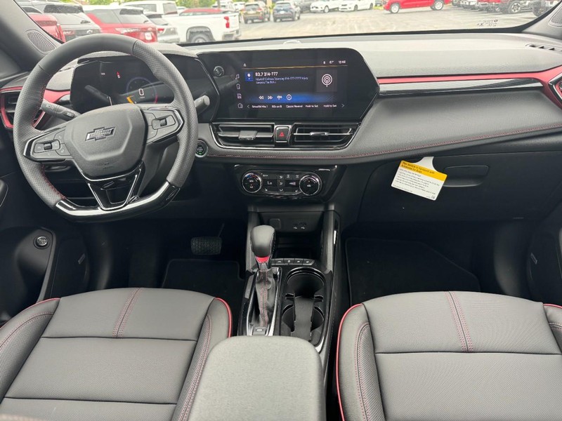 Chevrolet TrailBlazer Vehicle Image 06