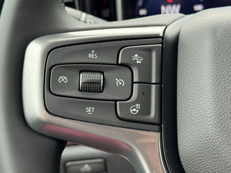 Chevrolet Silverado 1500 Vehicle Image 10