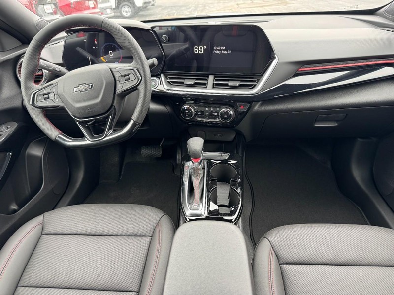 Chevrolet Trax Vehicle Image 06