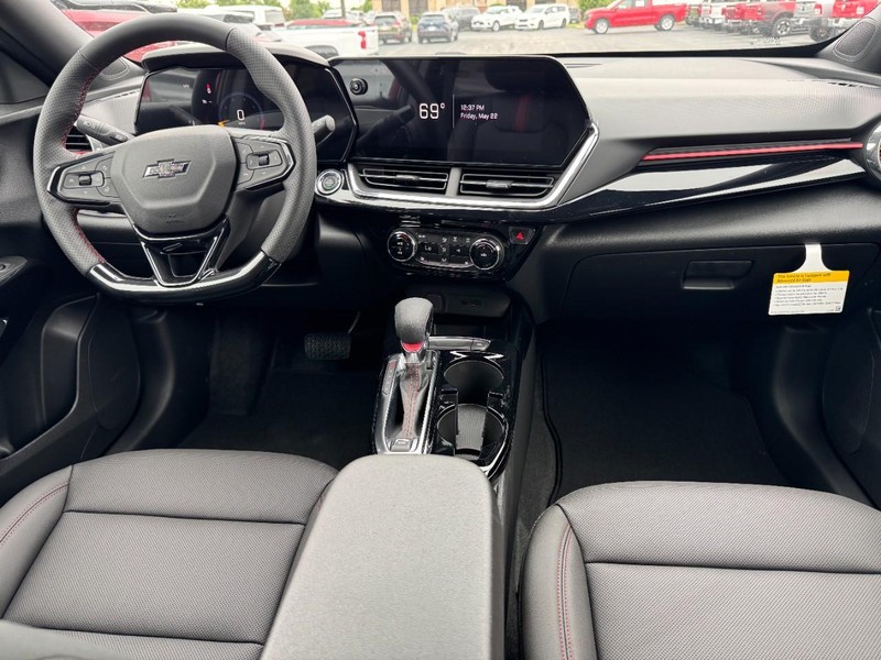 Chevrolet Trax Vehicle Image 06