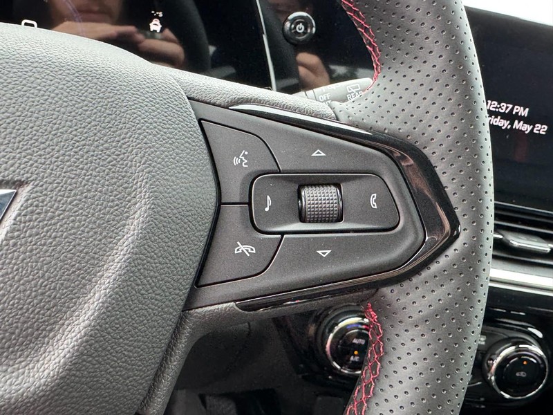 Chevrolet Trax Vehicle Image 11