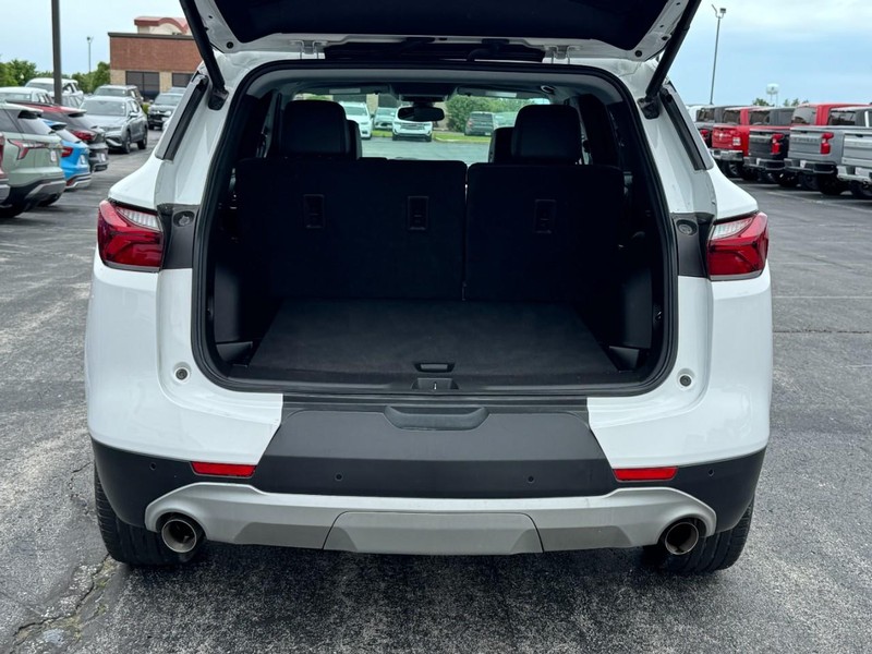Chevrolet Blazer Vehicle Full-screen Gallery Image 05