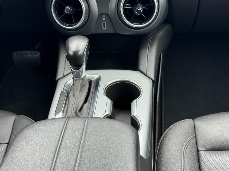 Chevrolet Blazer Vehicle Full-screen Gallery Image 14