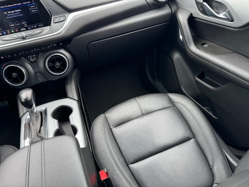 Chevrolet Blazer Vehicle Full-screen Gallery Image 15