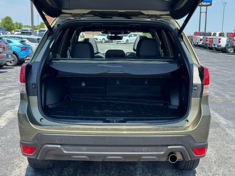 Subaru Forester Vehicle Image 05