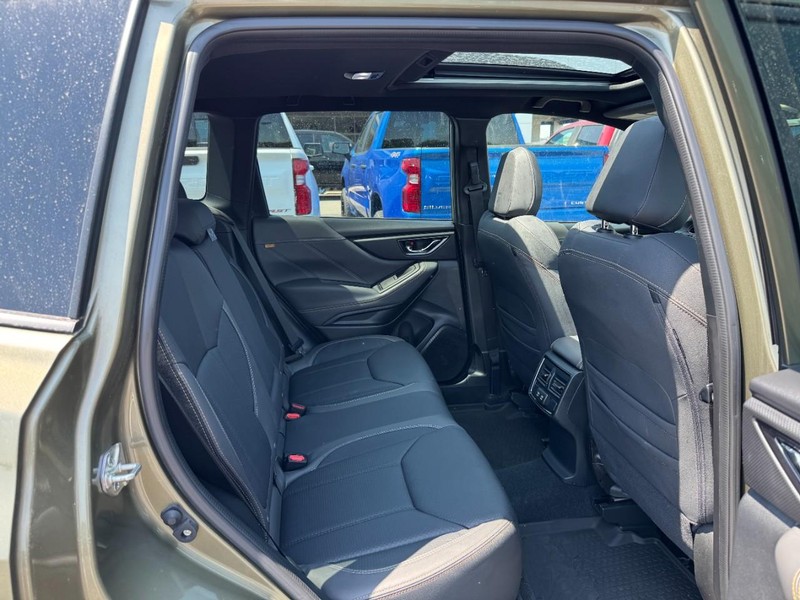 Subaru Forester Vehicle Image 10