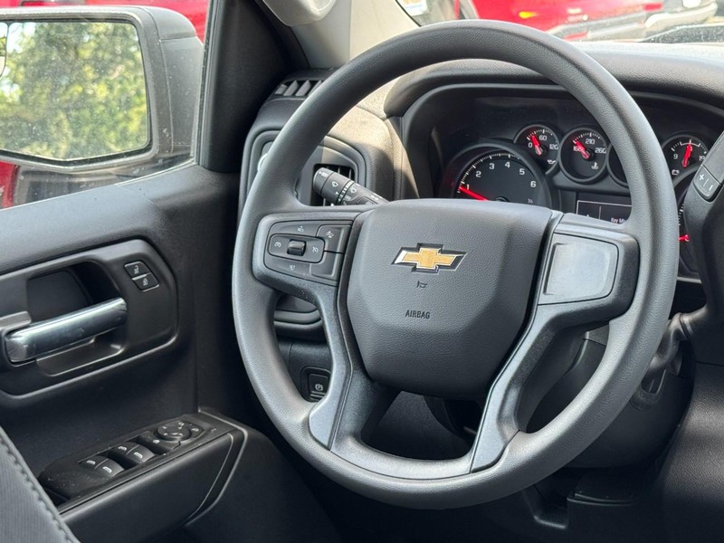 Chevrolet Silverado 1500 Vehicle Image 07