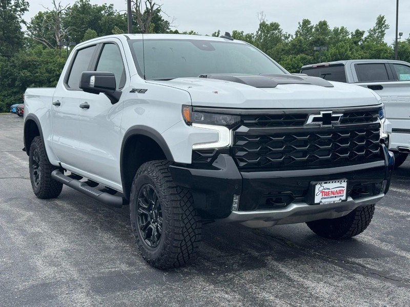 Chevrolet Silverado 1500 Vehicle Image 02
