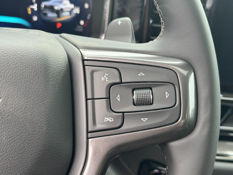 Chevrolet Silverado 1500 Vehicle Image 12