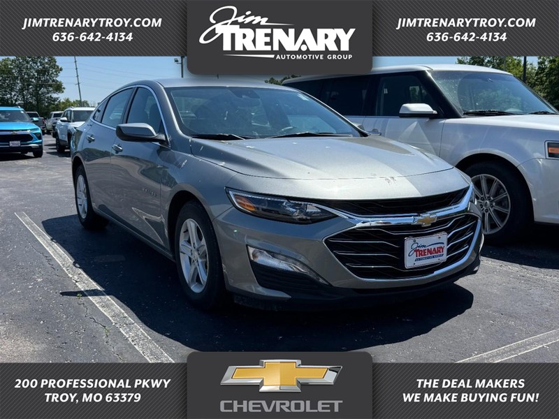 Chevrolet Malibu Vehicle Full-screen Gallery Image 01