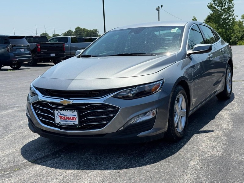 Chevrolet Malibu Vehicle Image 08