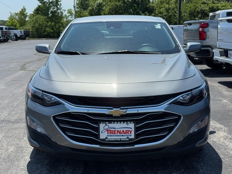 Chevrolet Malibu Vehicle Image 09