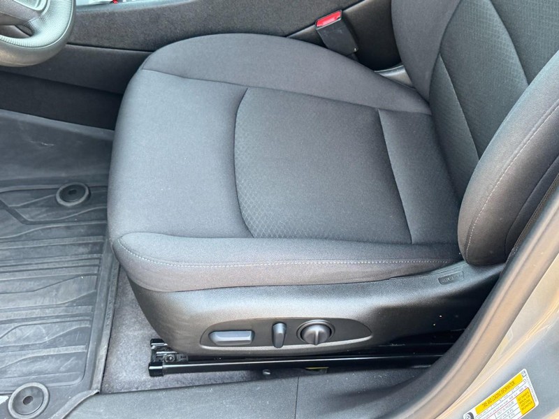 Chevrolet Malibu Vehicle Image 23