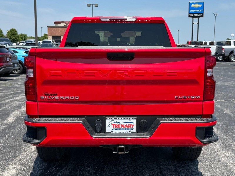 Chevrolet Silverado 1500 Vehicle Image 04