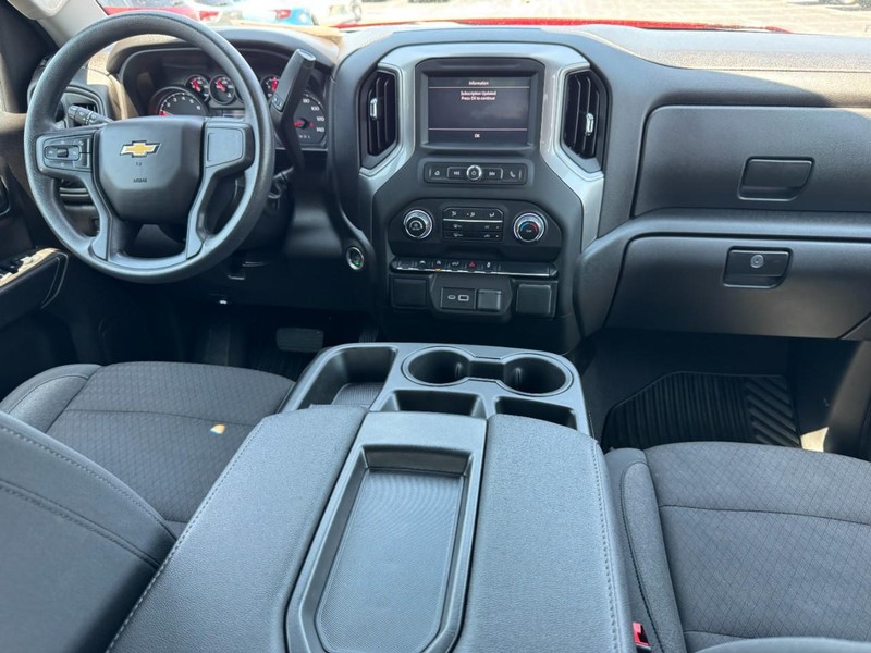 Chevrolet Silverado 1500 Vehicle Image 11