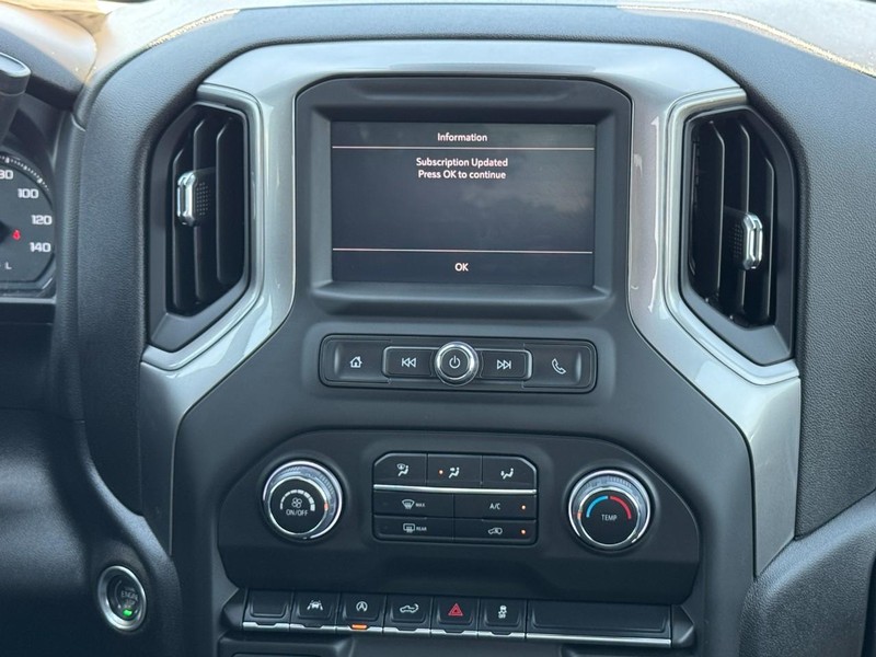 Chevrolet Silverado 1500 Vehicle Image 13