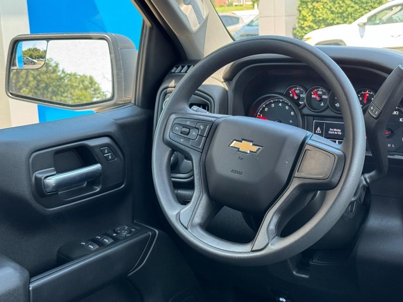 Chevrolet Silverado 1500 Vehicle Image 07