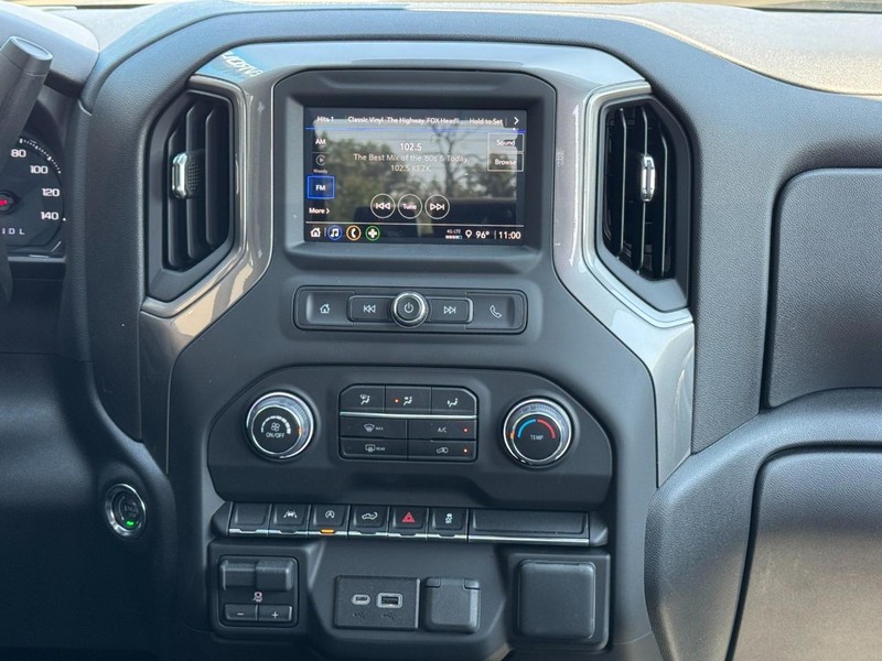 Chevrolet Silverado 1500 Vehicle Image 08