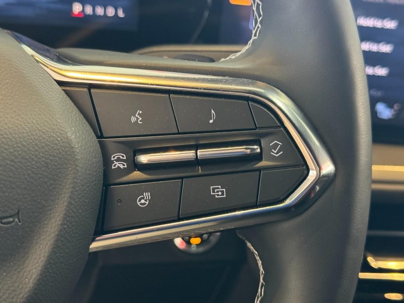 Chevrolet Traverse Vehicle Image 11