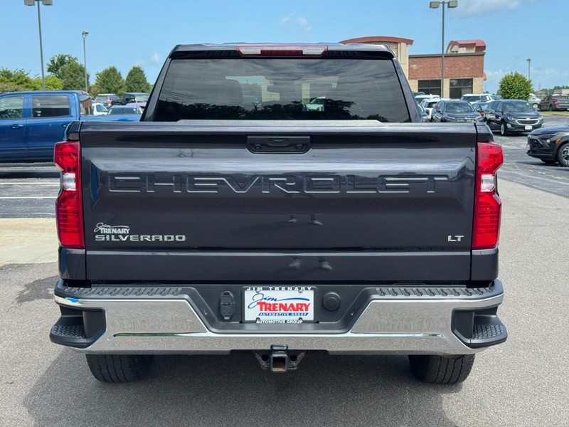 Chevrolet Silverado 1500 Vehicle Full-screen Gallery Image 04