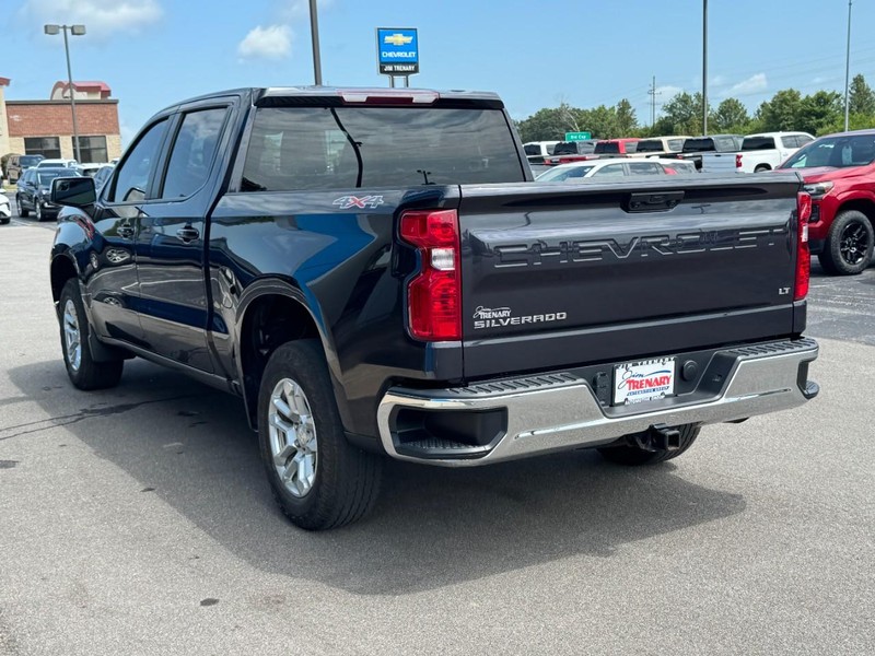 Chevrolet Silverado 1500 Vehicle Full-screen Gallery Image 06
