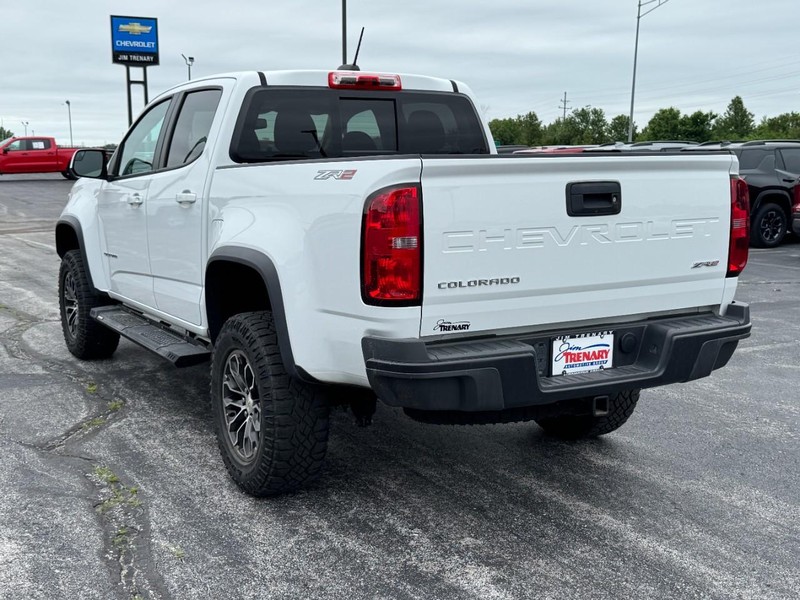Chevrolet Colorado Vehicle Full-screen Gallery Image 06