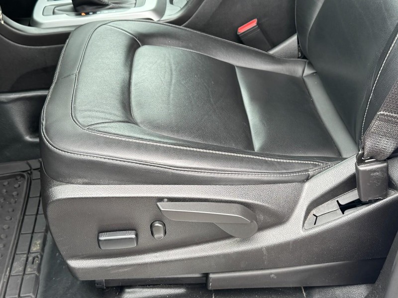 Chevrolet Colorado Vehicle Full-screen Gallery Image 24
