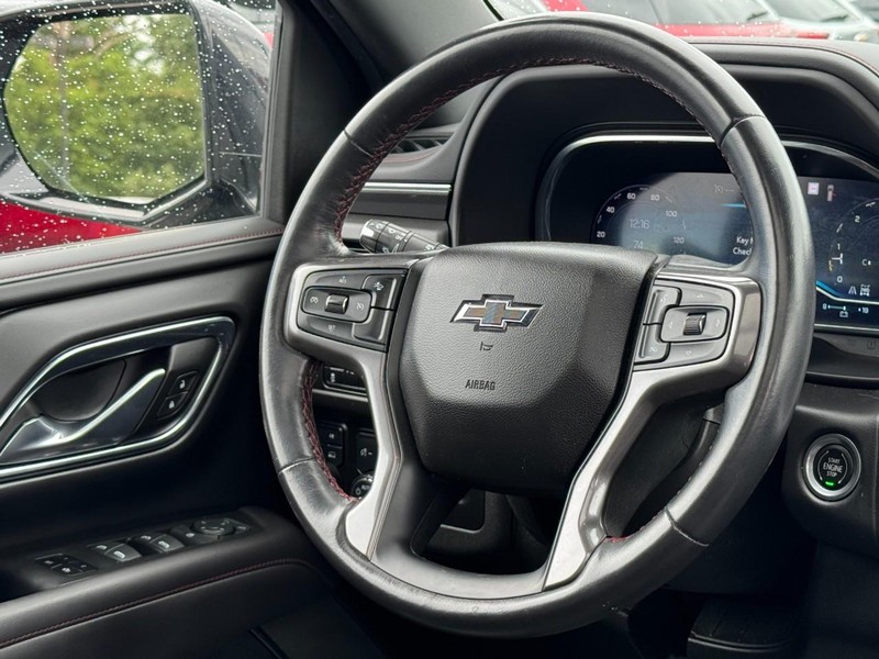 Chevrolet Tahoe Vehicle Image 13