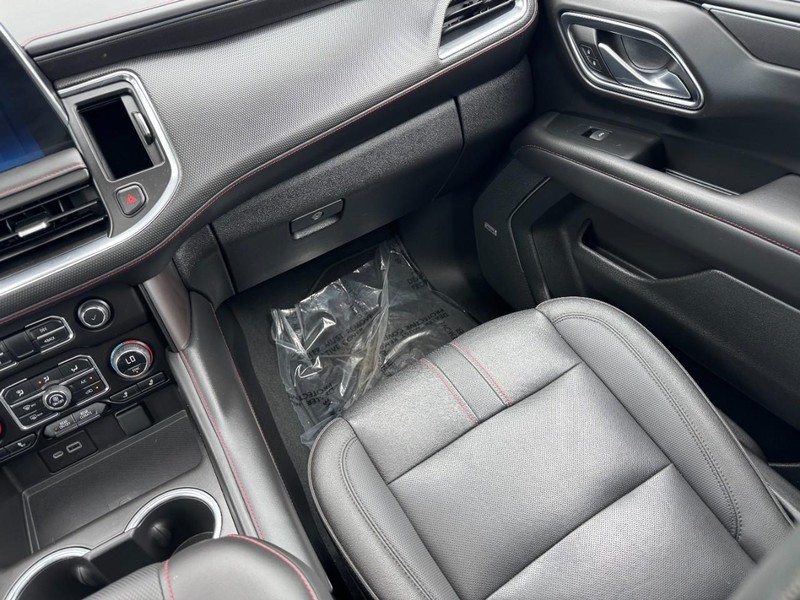Chevrolet Tahoe Vehicle Image 16