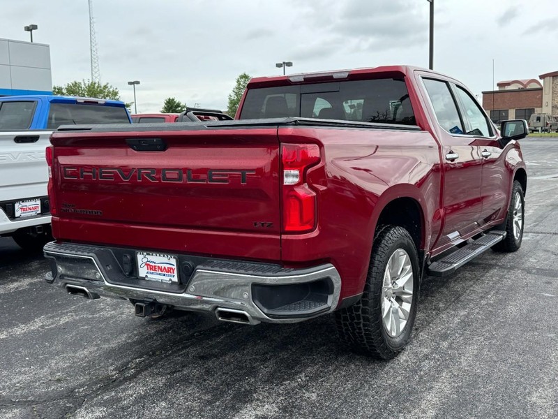 Chevrolet Silverado 1500 LTD Vehicle Image 03