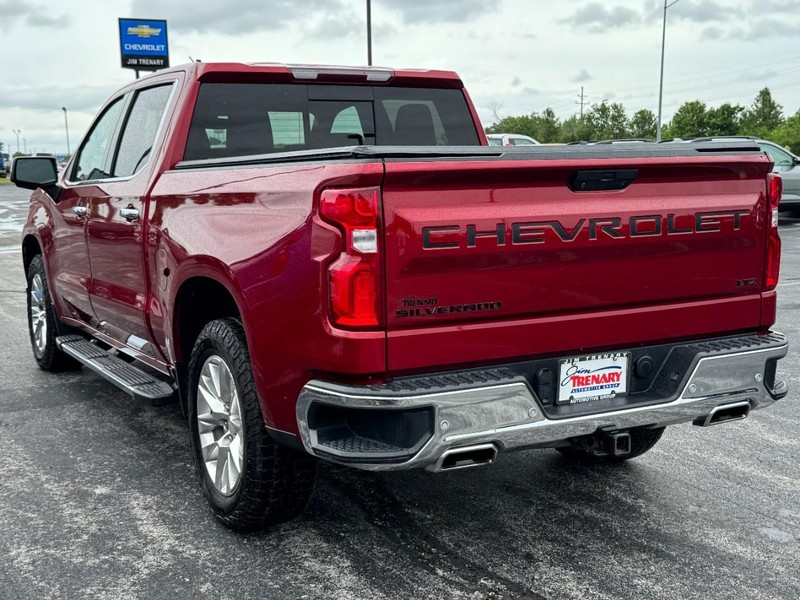 Chevrolet Silverado 1500 LTD Vehicle Image 06