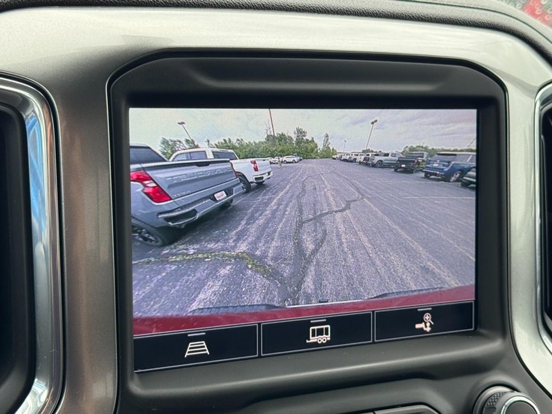 Chevrolet Silverado 1500 LTD Vehicle Image 22