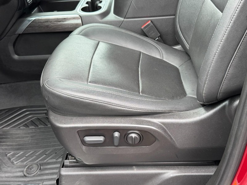 Chevrolet Silverado 1500 LTD Vehicle Image 23
