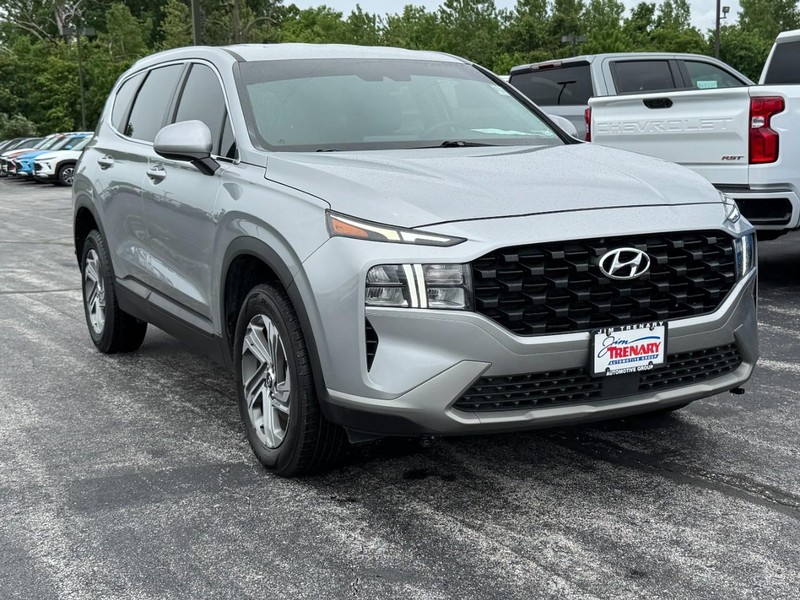 Hyundai Santa Fe Vehicle Image 02