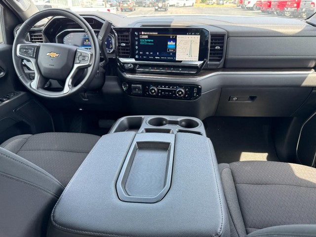 2025 Chevrolet Silverado 1500 LT - Photo 11