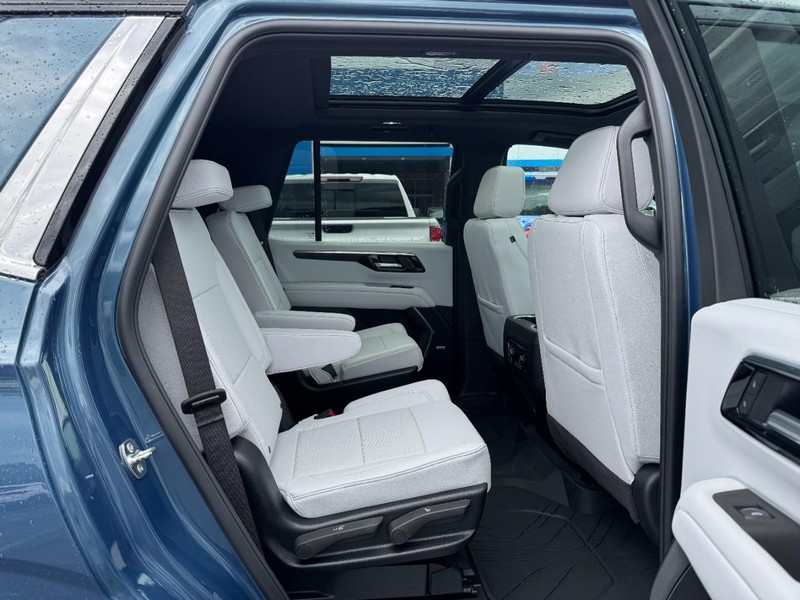 Chevrolet Tahoe Vehicle Image 05