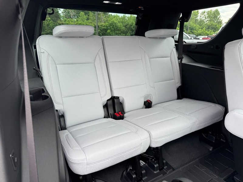 Chevrolet Tahoe Vehicle Image 06