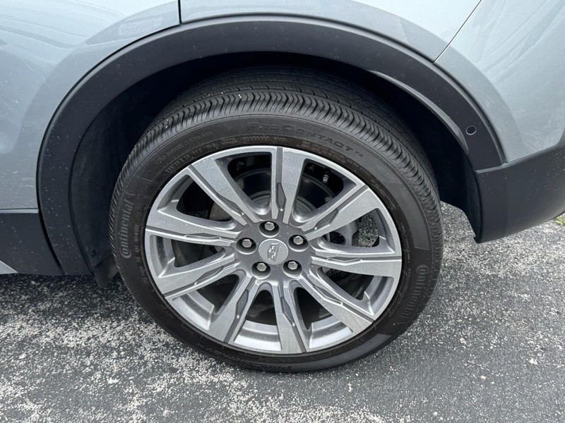 Cadillac XT4 Vehicle Full-screen Gallery Image 07
